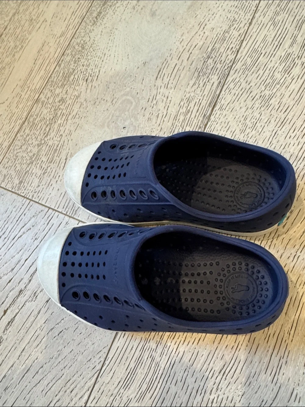 Native Kids Slip-On Water Shoes in Navy and White